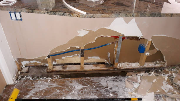 Best Flood restoration services  in Vancouver, WA